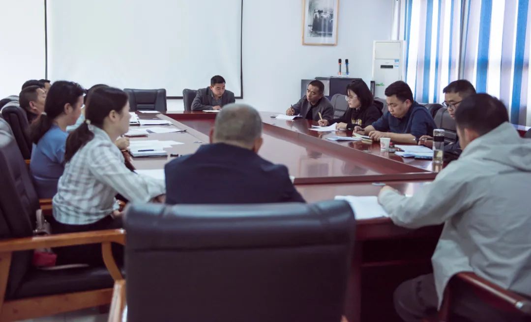 县中等职业学校召开“双证”认定工作专题会