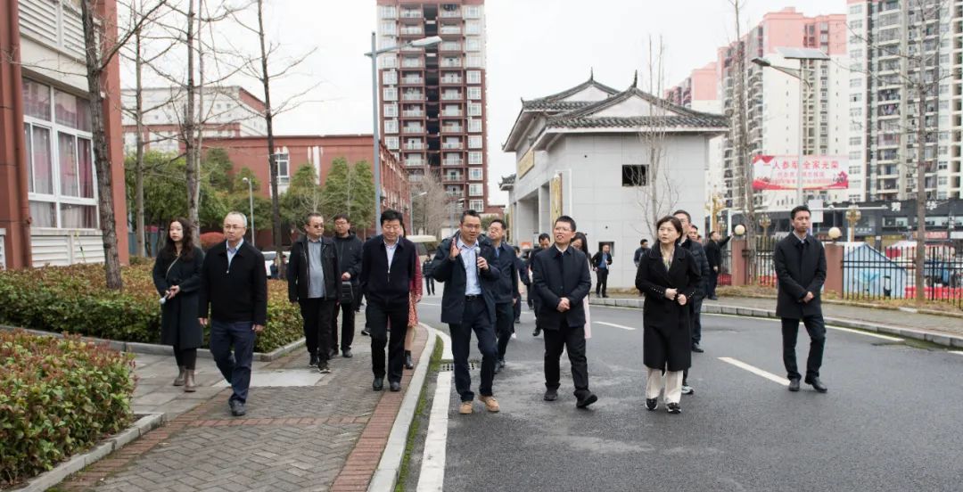 东莞市副市长黎军率队来校调研