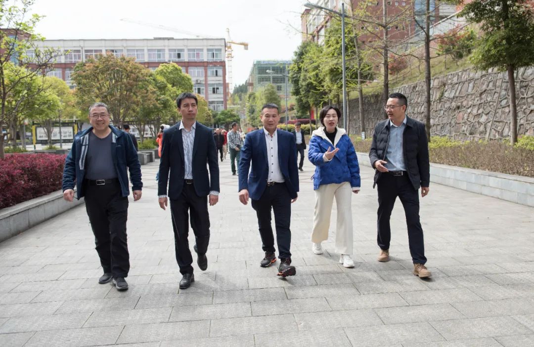 东莞市虎门信息传输线缆协会来校考察